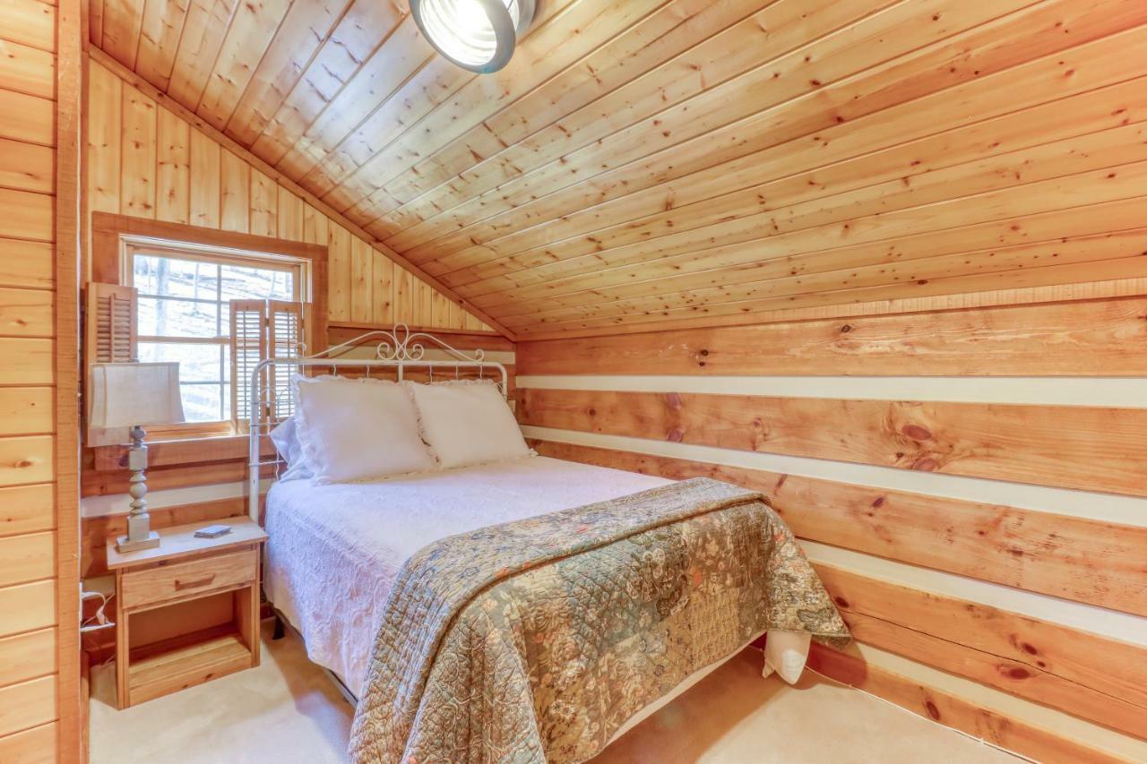 The Cove At Country Acres Villa Whittier Esterno foto